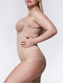 Síťované zeštíhlující body 119 MESH BODY OPEN BUST Julimex